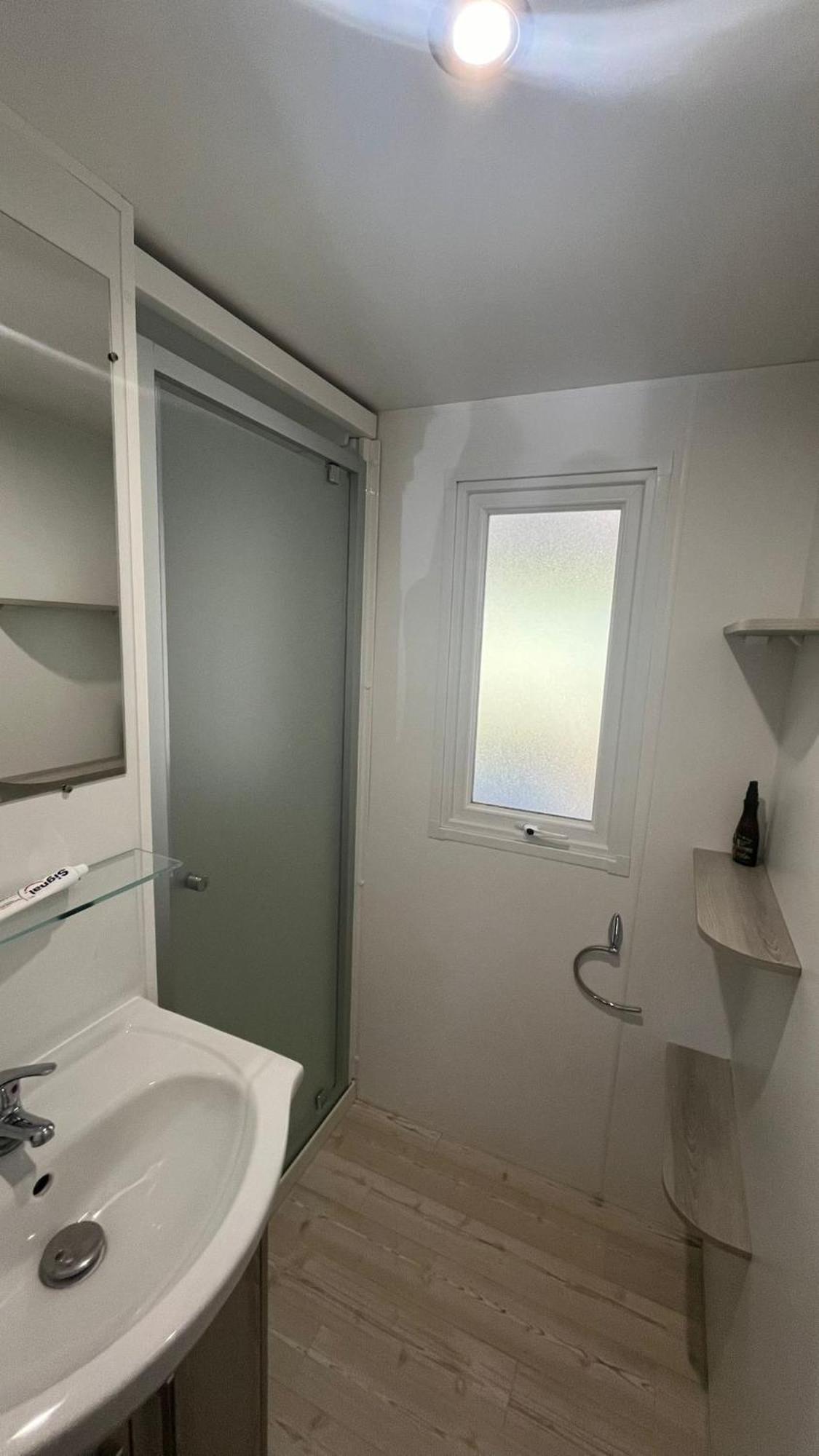 Sbvacances Mobil Home 3Ch 2Sdb Sur Magnifique Emplacement Avec Vue Sur La Foret Des Landes Saint-Julien-en-Born Exterior photo