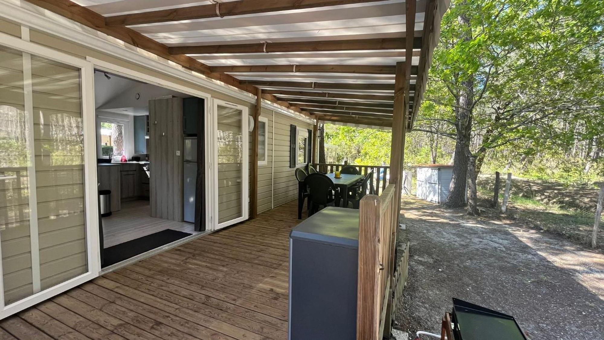 Sbvacances Mobil Home 3Ch 2Sdb Sur Magnifique Emplacement Avec Vue Sur La Foret Des Landes Saint-Julien-en-Born Exterior photo